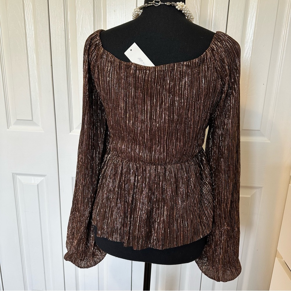 Francesca's Collections Brown Metallic Twist-Peplum Blouse Size S - Picture 2 of 13